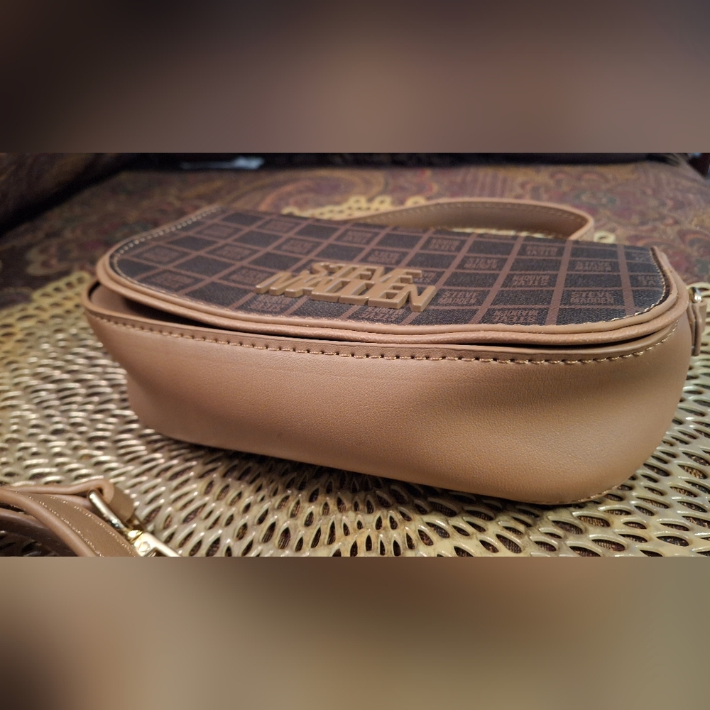 Steve Madden - Picture 4 of 4